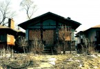 boarded-up-home