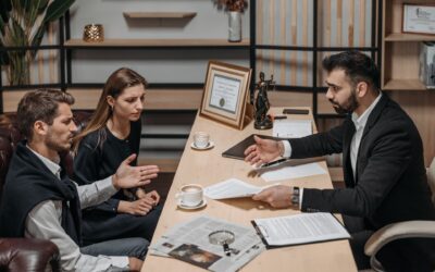 Does a broker appointed by court order to sell a property owe fiduciary duties to the co-owners of the property?