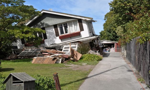 Disclosures on residential earthquake insurance policies