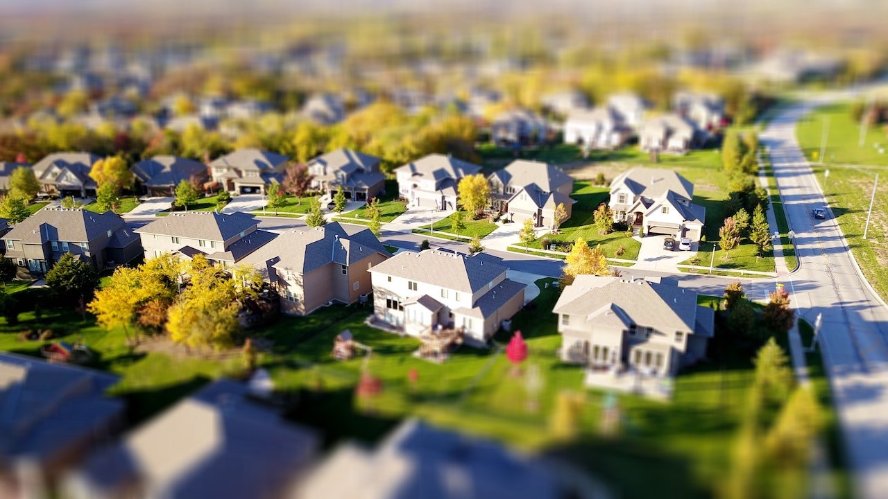 Federal housing bill passes, to little effect