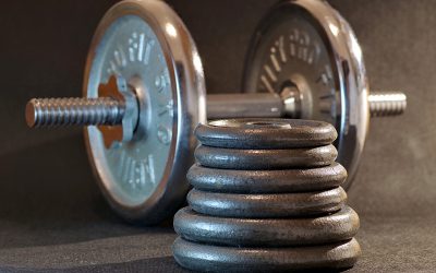 Does a landlord who leases space to a health club operator need to ensure maintenance of an Automated External Defibrillator (AED) on the premises?